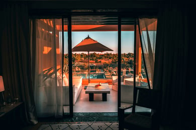 Luxury hotel marketing