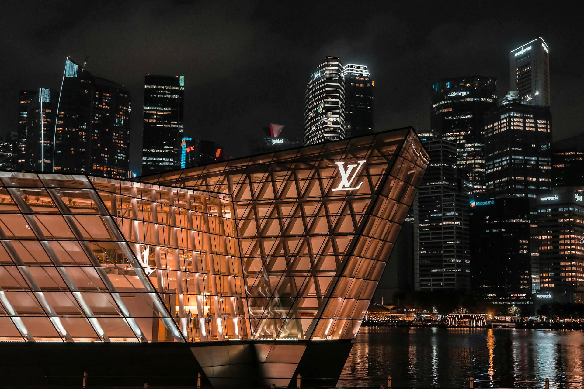 LV store