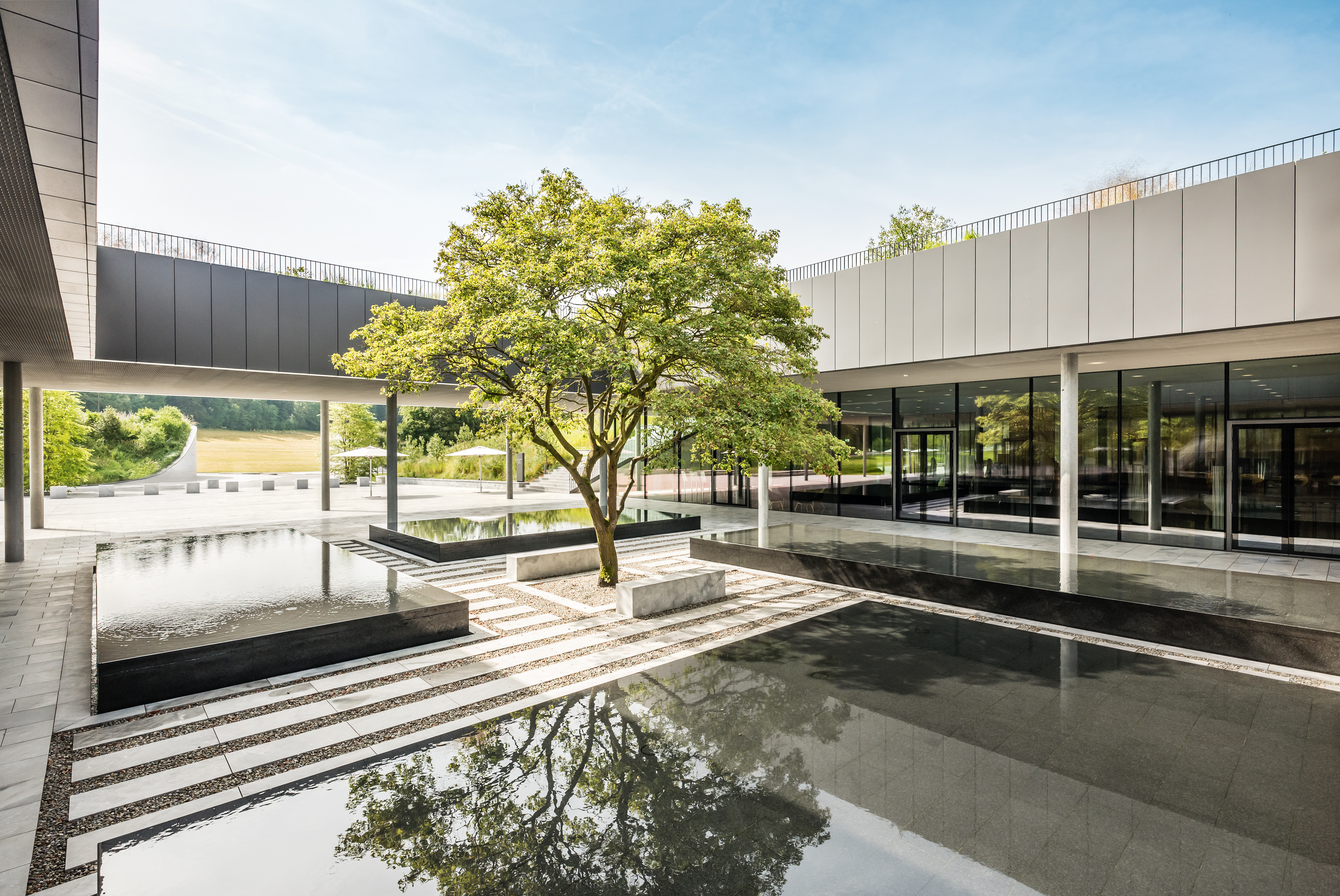 MainEntrance_Lausanne (75)