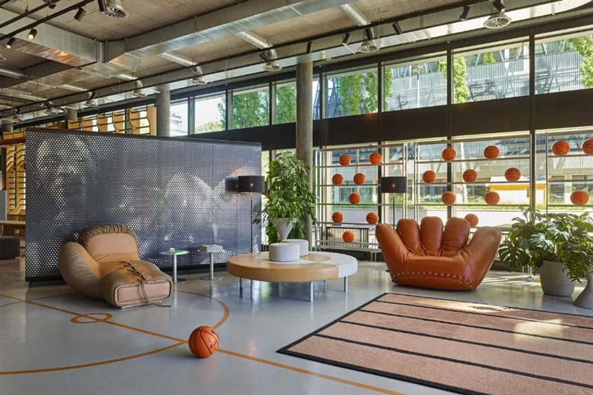 Basketball Office 25hours-Hotel-Zuerich-Langstrasse