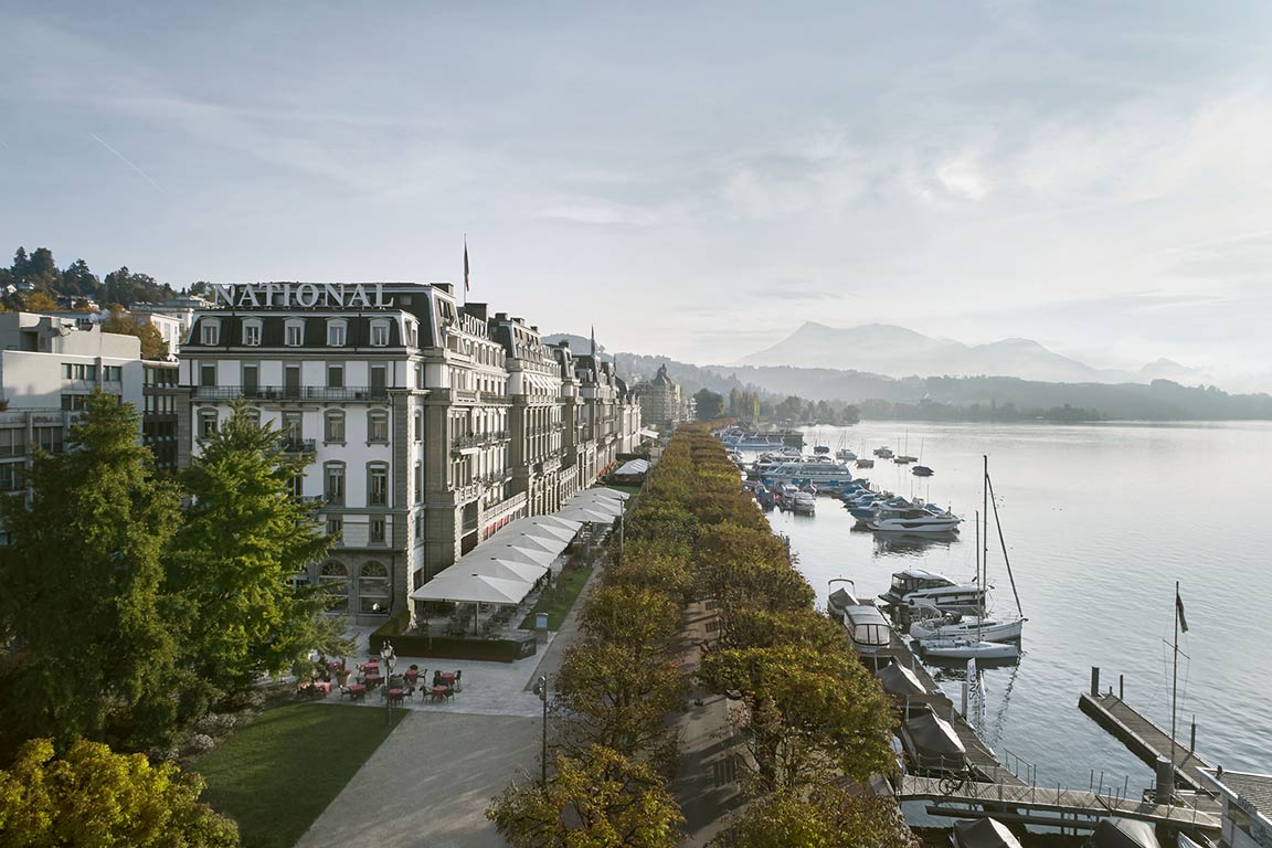 Aussenansicht vom Grand Hotel National Luzern