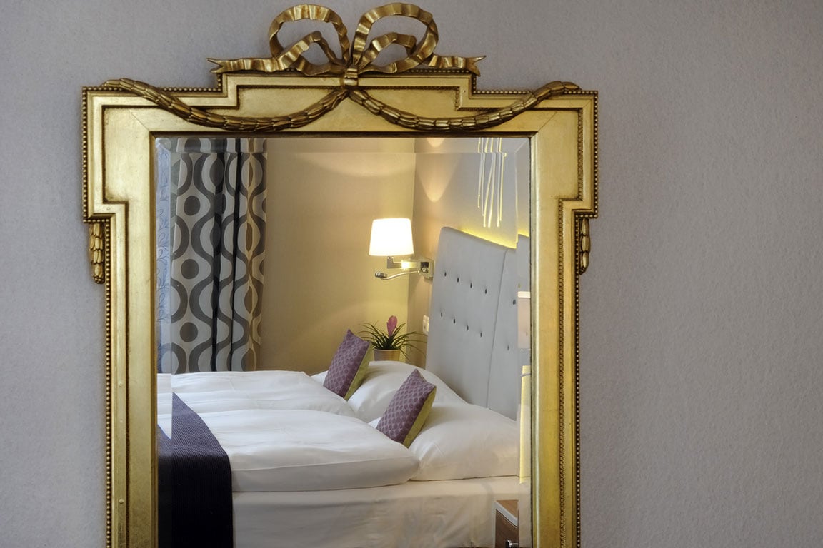 Hotel Schweizerhof Luzern Zimmer im Spiegel