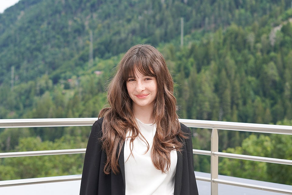 Maisie McLauchlan KV-Lernende an der EHL Hotelfachschule Passugg seit 2024