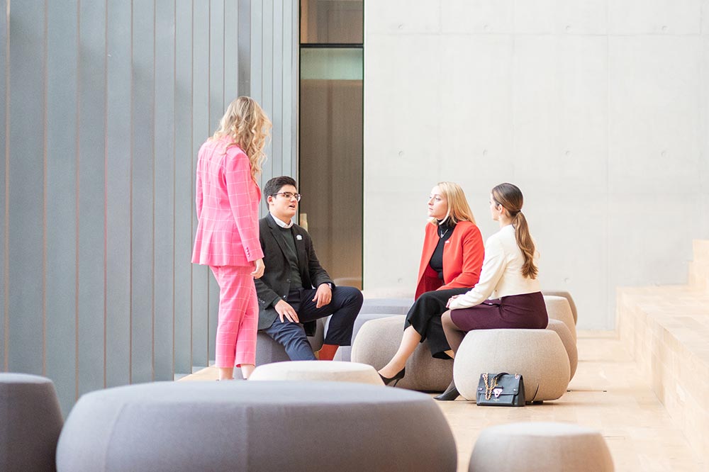 ehl-students-bachelor-home